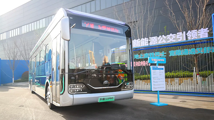 宇通发布“睿控E+”技术平台 商用车行业进入“智电融合”新阶段